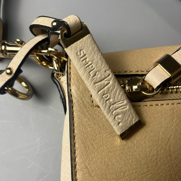 Simply Noelle Crossbody Hand Bag Purse Adjustable Strap Tan Zipper Front Pocket - Picture 2 of 6